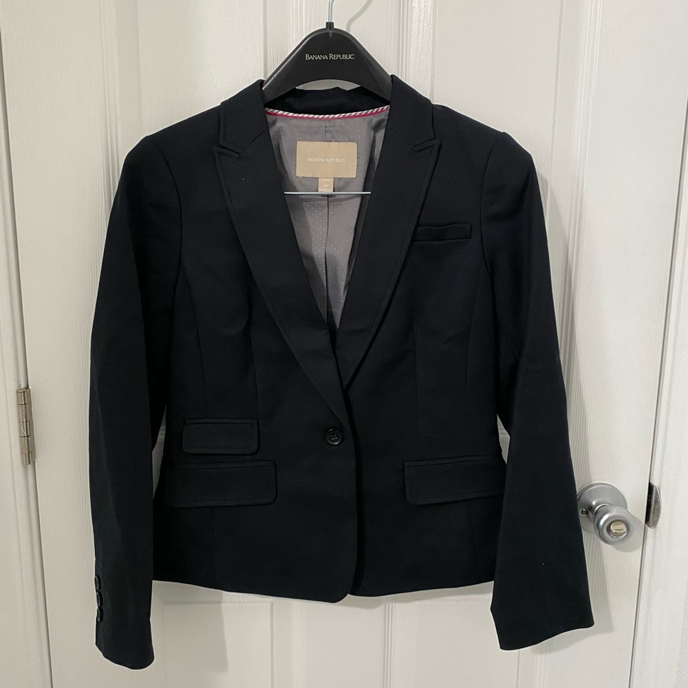 Banana Republic - navy suit set